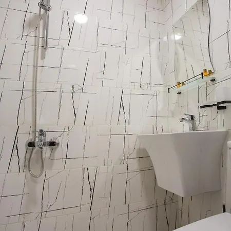 Къща за гости Бабуч * Добринище