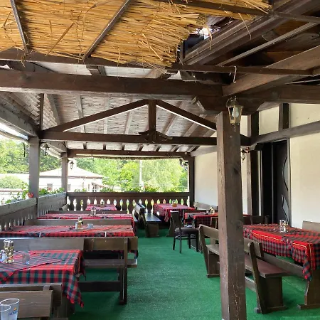 Къща за гости Бабуч * Добринище