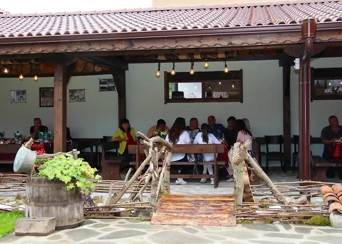 Къща За Гости Бабуч Pensiune